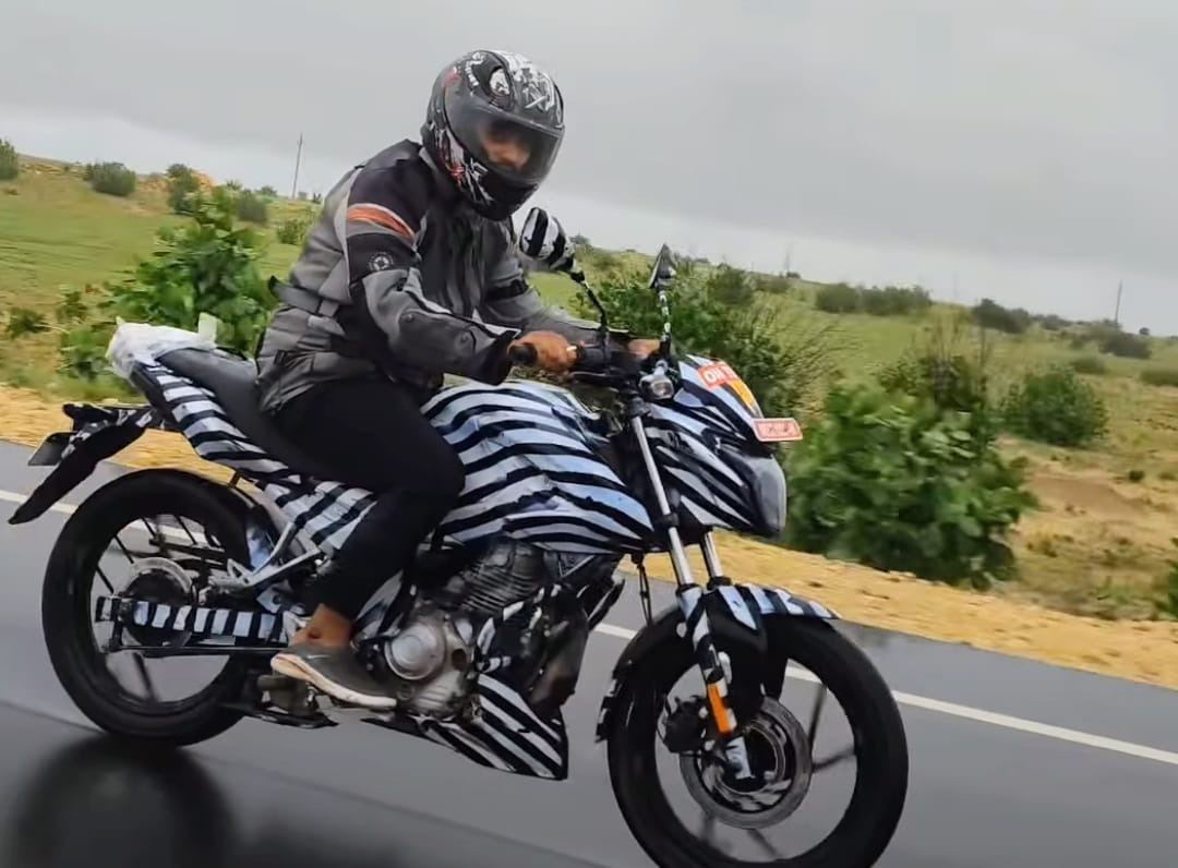 Bajaj Pulsar N125 pics 1