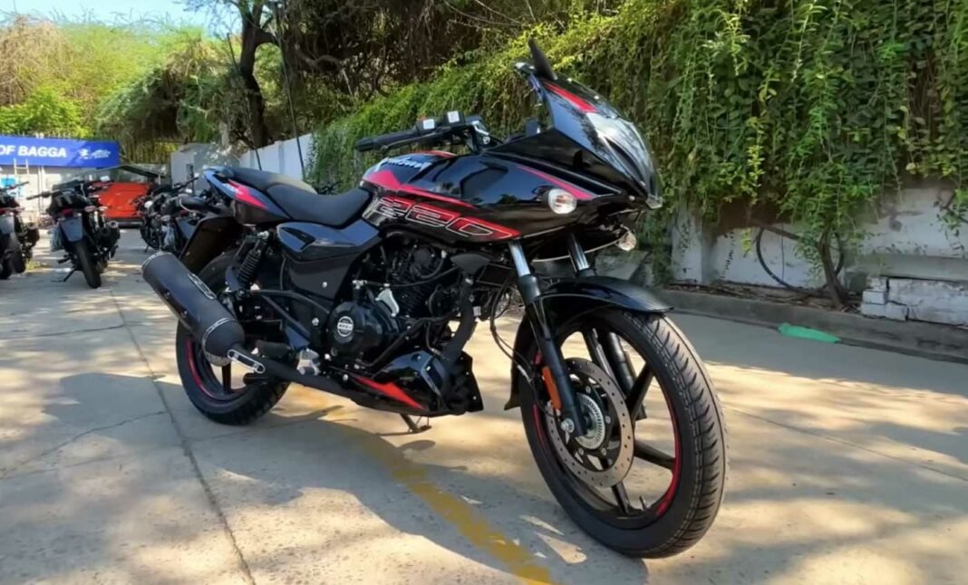 2024 Bajaj Pulsar 220F