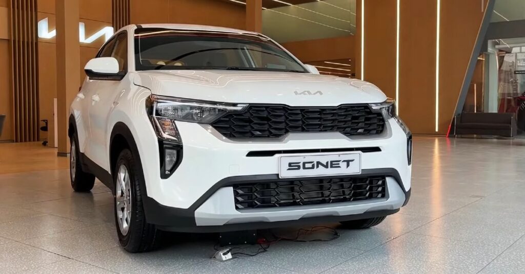 2024 Kia Sonet HTE(O)