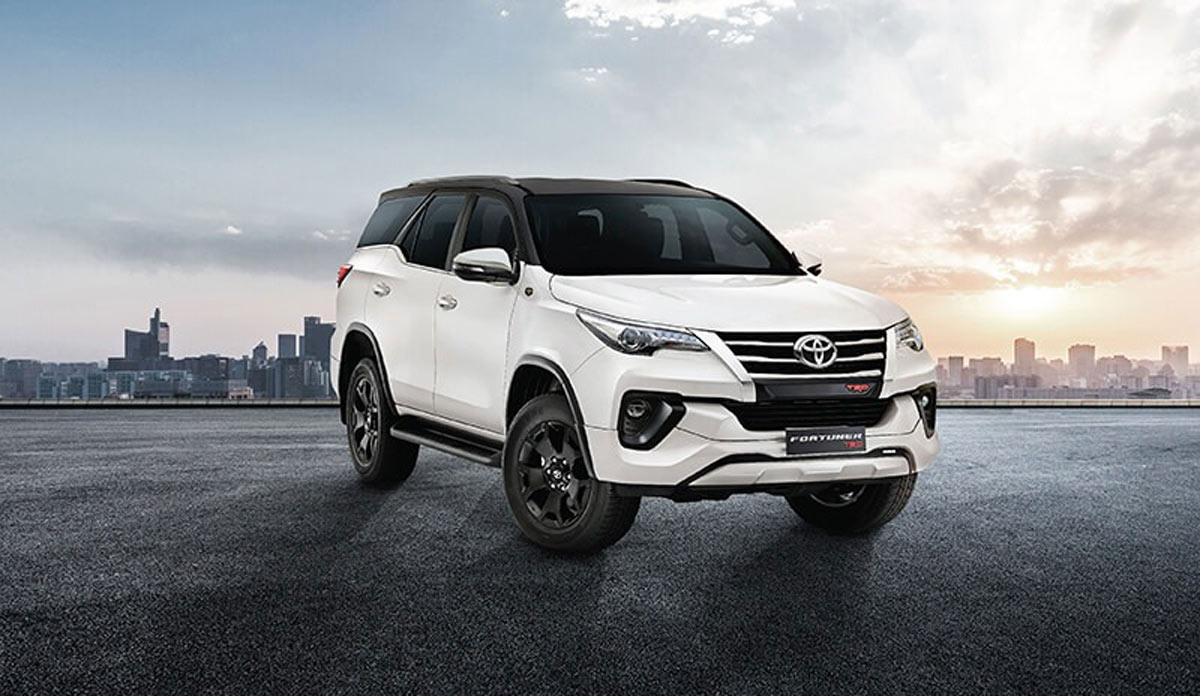 Toyota Fortuner Leader Edition