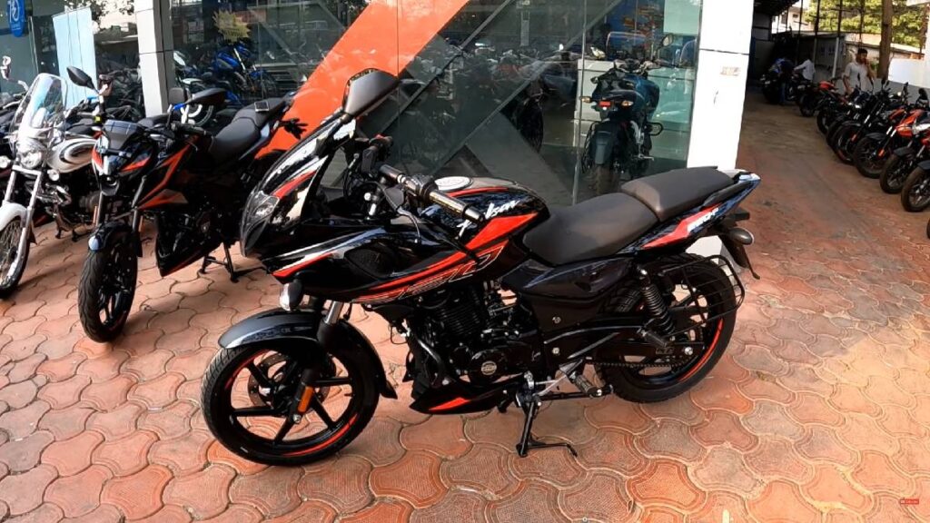 Bajaj Pulsar 220F