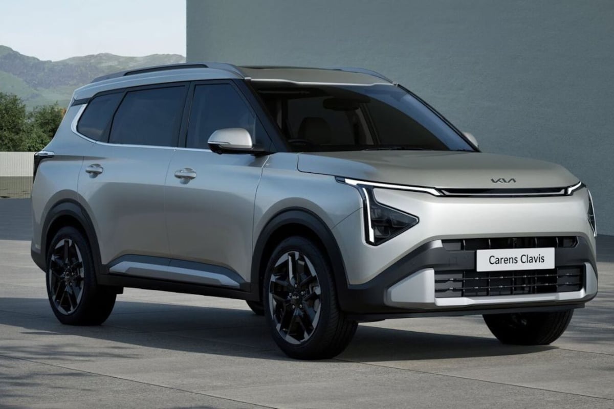 Carens Clavis EV शानदार फीचर्स के साथ लॉन्च हुई