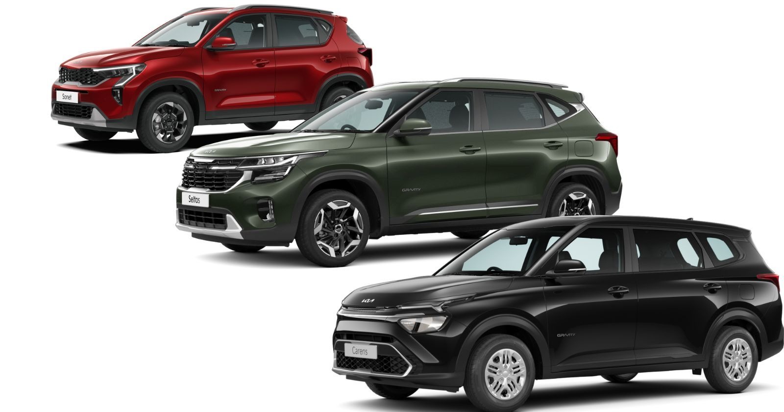तीन Kia मॉडल - Sonet (लाल), Seltos (हरा), और Carens (काला) - Kia Festive Season Offers October 2025 के तहत आकर्षक छूट के साथ सफेद बैकग्राउंड पर एक साथ प्रदर्शित किए गए हैं।