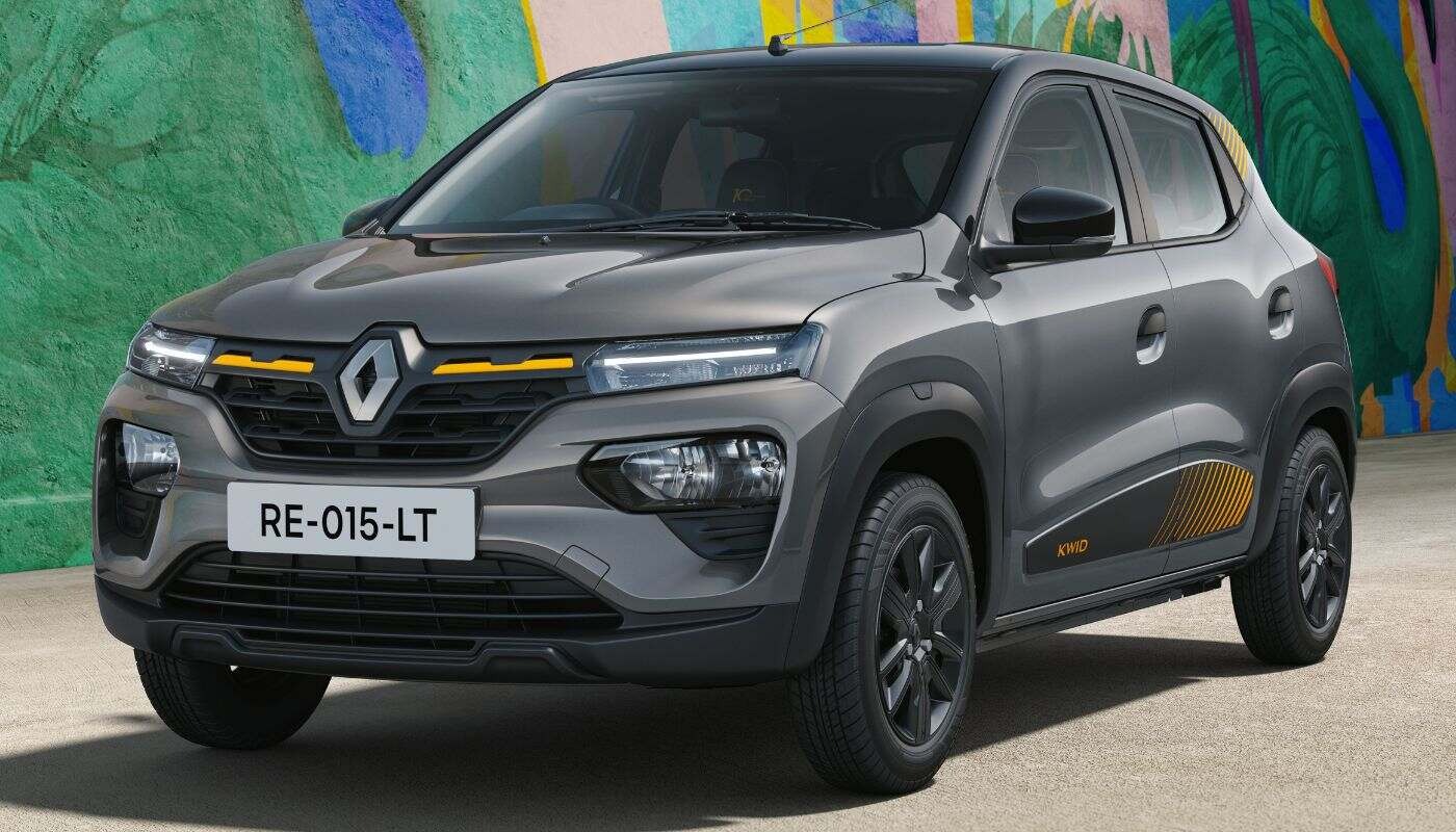 Renault Kiger SUV का एक आकर्षक ब्लैक कलर मॉडल, जो "Renault Diwali Offer" के तहत उपलब्ध है।