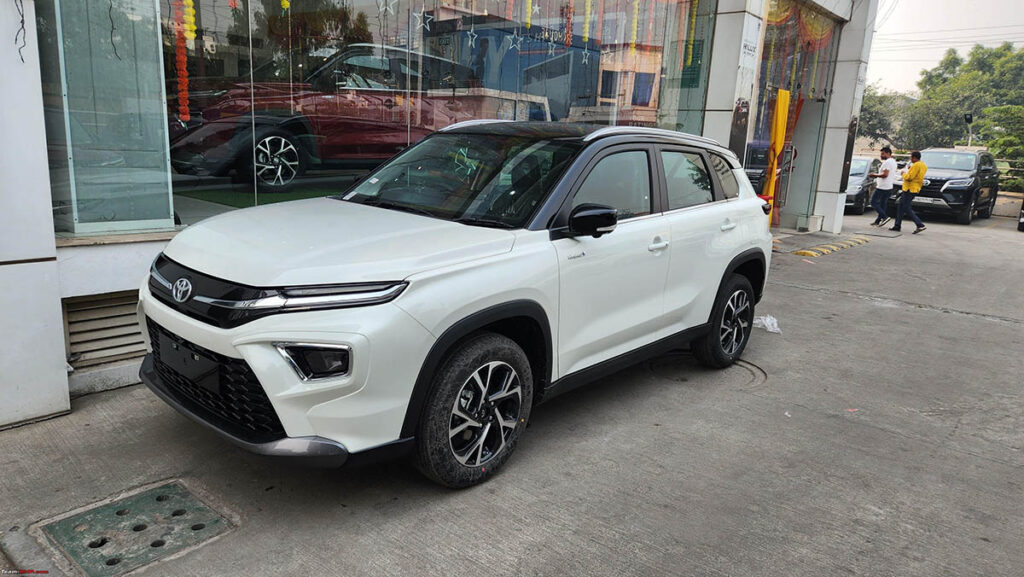 Toyota Sales Analysis May 2026: टोयोटा ने फिर पकड़ी रफ्तार, Innova और Fortuner के दम पर दर्ज की शानदार ग्रोथ; देखें पूरी रिपोर्ट 3 Urban Cruiser Hyryder