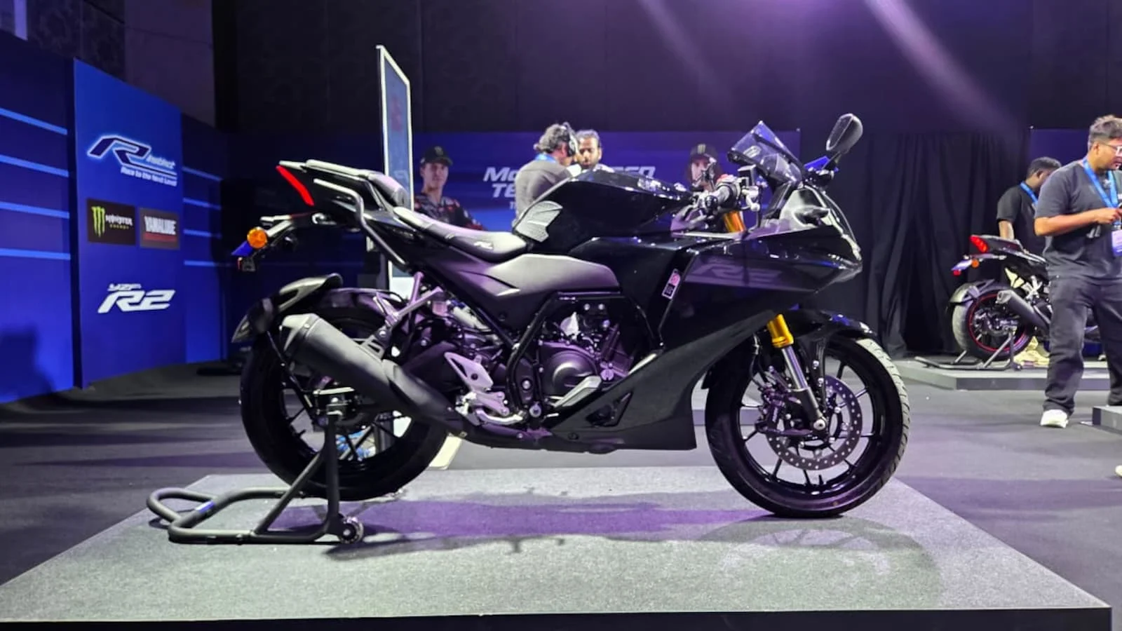 Yamaha YZF-R2